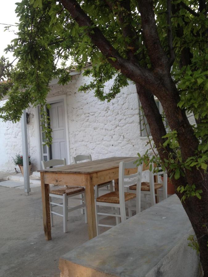 Aνεξάρτητη Παραδοσιακή Πέτρινη Κατοικία Corinth 外观 照片